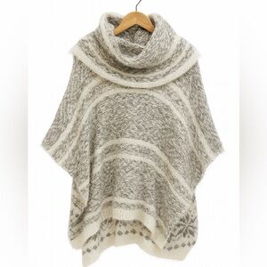 Lovestitch Gray and Cream Knit Poncho